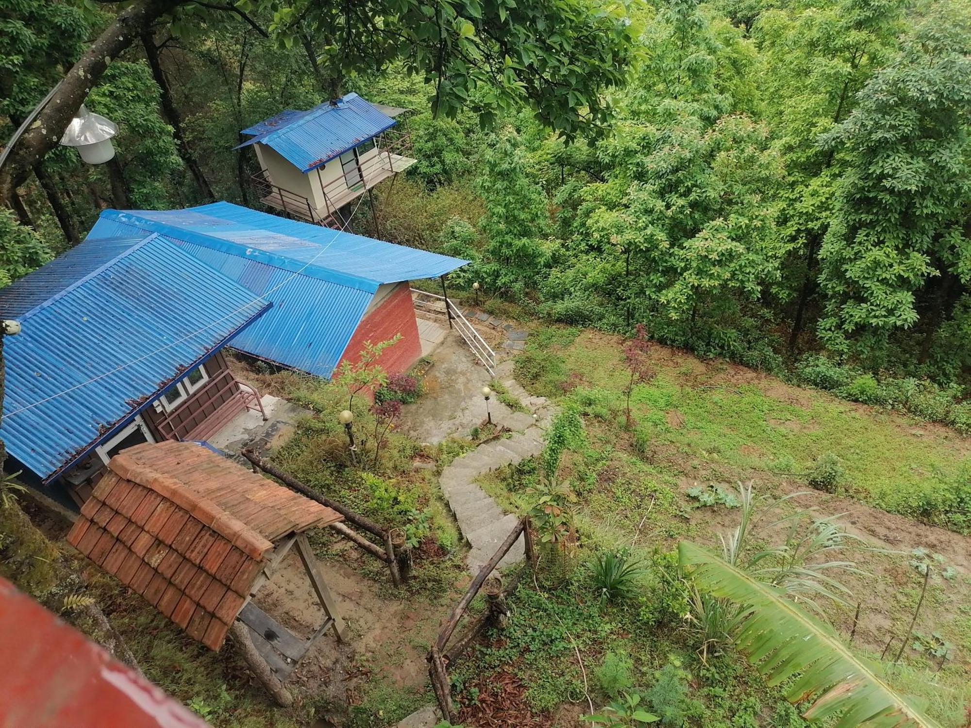Jungle Crown Organic Homestay Nagarkot Room photo